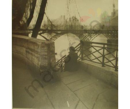 Постер &quot;Ч/б. Фото. Девушка у моста&quot;, р.69х69, арт.Z-66012